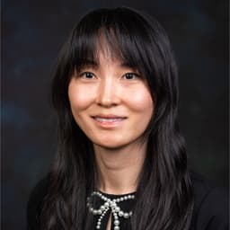 Lucy He profile photo